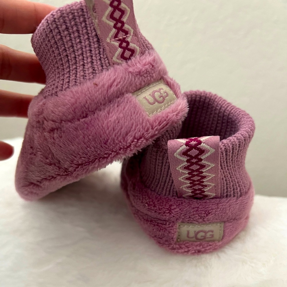 UGG Nestie Bootie (Baby)